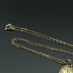 Vintage 12K GF W.C. Co Engraved Oval Photo Locket 17″ Necklace