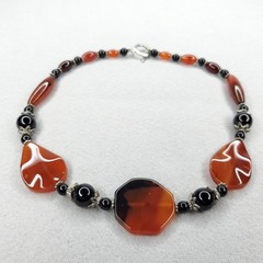 Polished Agate Beaded Necklace Rust Orange Black Toggle Boho 16″