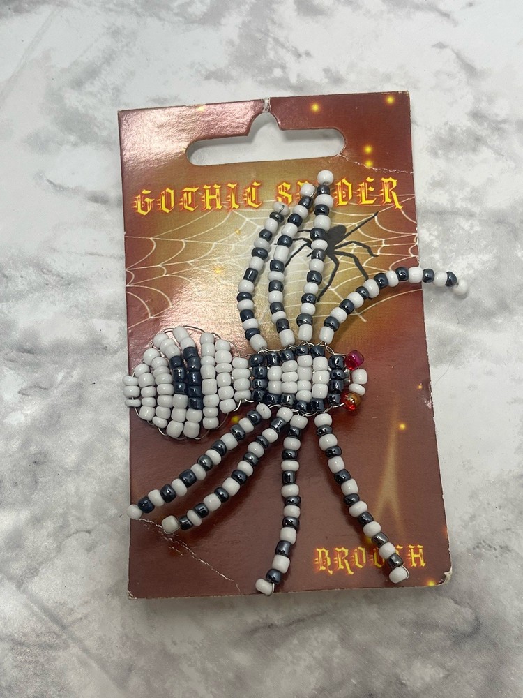 NEW Vintage Halloween Beaded Spider Pin Brooch Black & White Wire Gothic