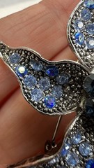 MODERN BROOCH PIN BLUE RHINESTONE DARK SILVER TONE COSTUME JEWELRY WOW 💙