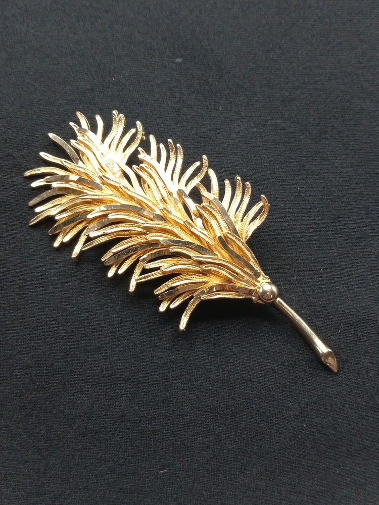 MCM CORO 3.5 In Long Goldtone Intricately Detailed Branch Design Brooch