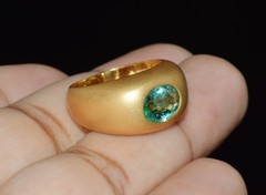 NATURAL 1.62CT EMERALD SOLID 750 18K GOLD MATTE DOME RING MODERNIST SIGNET STYLE