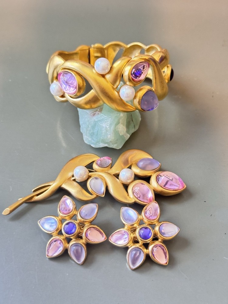 Vintage Signed MARVELLA Bracelet, Brooch Earring Set, Pink Lavender Faux Pearl