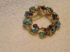 Vintage Signed Hollycraft Blue Glass Purplish Rhinestone Brooch Pin