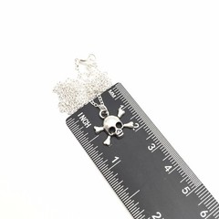 Silver Tone Costume Skull & Crossbones Charm Pendant Chain Necklace 18” #20