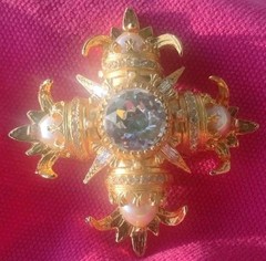 Maltese Cross Gold Tone Ornate Brooch Rhinestone Faux Pearls Signed Graziano