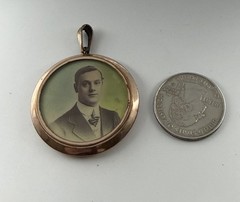 Edwardian Rolled Gold Double Sided Momento Mori Mourning Photo Locket 2 Photos