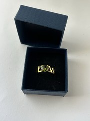 Vintage Green Cubic Zirconia Ring Gold Plated Womens Size 8.5