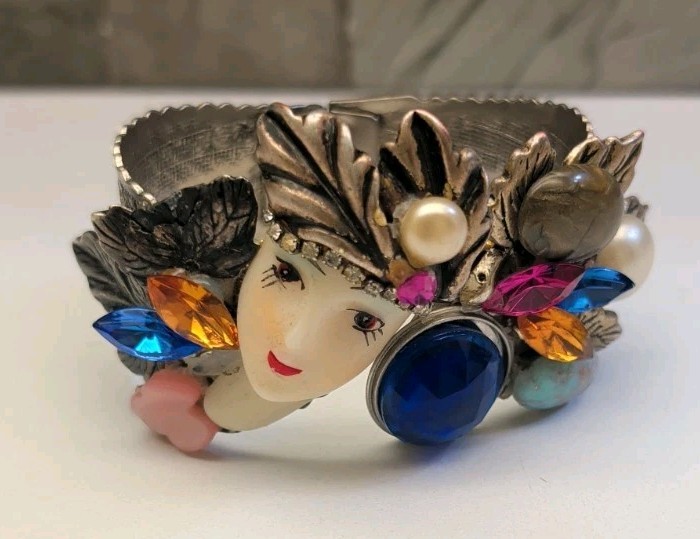 VTG Selro Selini Style Face Mask Bypass Cuff Bracelet Multi Stone Rhinestone