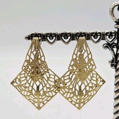 Filigree Design Dangle Gold tone Pierced Earrings Asymmetrical 2 in Drop