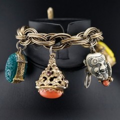 Vintage Selro Selini Asian Motif Noh Mask Charm Bracelet 1950s MCM 6.5″ Chunky