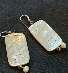 Vintage Mother of Pearl Rectangle Carved Flower Dangle Earrings w/ Pearl