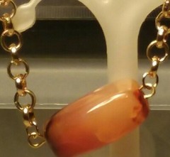 MaryBee Jewelry: 7 1/2″ Stone & Gold Tone Bracelet 01-01-2020 (C)