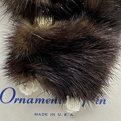 Vintage Genuine Mink Cat Brooch Pin On Original Card Novelty Fur Animal USA