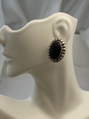 TAXCO Sterling Silver Onyx Earrings Beaded Design 1″ Pierced Post 10 g