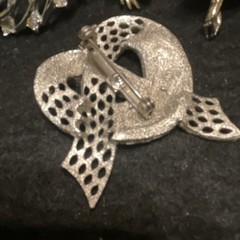 Vintage Lot 5 Silver Tone/Gold Tone Pin Brooches AB Rhinestone Faux Pearl Bow