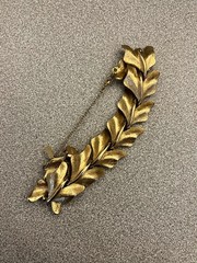 Vintage Monet Bracelet with Safety Chain Link, Jewelry with leaves