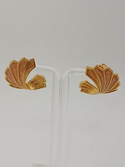 AVON 1990 DRAPED ELEGANCE NECKLACE EARRINGS SET gold-tone peach enamel & lucite