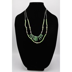 Vintage Green Cabochon Beaded Necklace Green Faux Jade Silver Tone Layered Bin2C