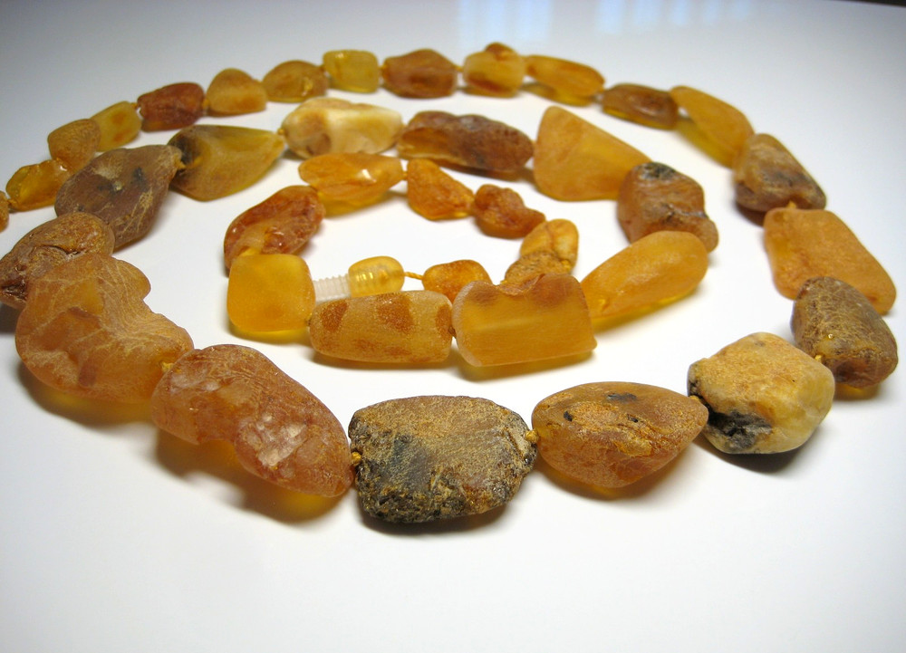 Raw Massive Genuine Unpolished Baltic Amber Necklace 43 g. 29 in !!!