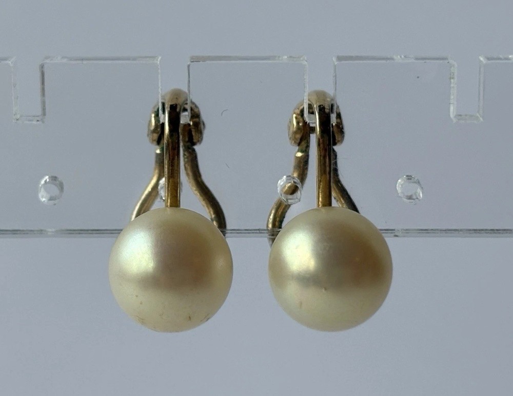 Ciner Vintage Faux 10mm Pearl Gold-Tone Clip-On Earrings Signed 0.6 Inches