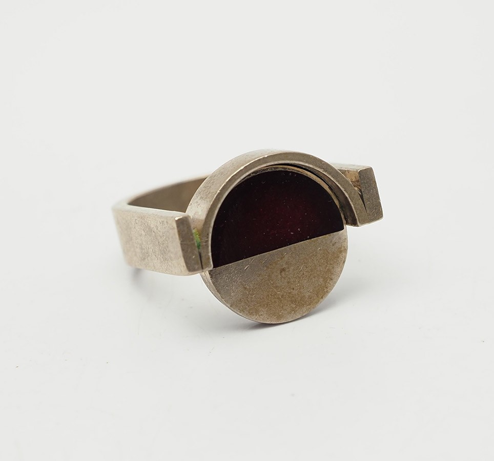 Vintage OOAK handmade modern circle metal and red resin ring size 8