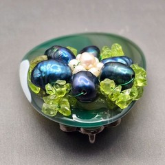 Vintage Green Banded Agate Brooch Pendant Pearl Floral YZ Yashgan Designer