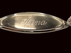 Vntg Speidel ID bracelet Engraved “Anna” in Gold Tone Twist chain