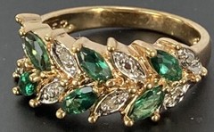 Sterling Silver ~ ROSS SIMONS Green CZ Pave Ring Size 7.75 Gold 4.4 g