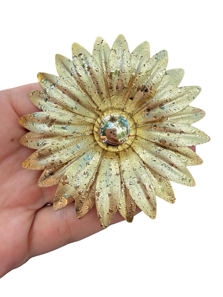 Vintage Jewelry Gold Tone Daisy Brooch Large Gold Flower Pin
