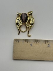 Vintage Gold Tone Cat Brooch Cat’s Eye Cabochon Stone Figural Pin Purple Animal