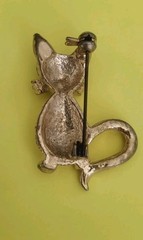 Vintage Sphinx Goldtone Green Eyed Rhinestone Cat Brooch