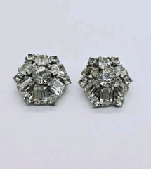 Crystal Flower Earring Silver Tone Clip on 3D Dome 1 in #N