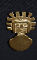 Metropolitan Museum of Art Brooch Pin Aztec Warrior Mask Tolima Face Gold Tone