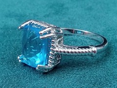 Sterling Silver London Blue Topaz Ring – Size 8.75