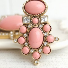 Vtg Elizabeth Taylor Avon Coral Brooch Clip Earrings Set Demi Parure Victorian