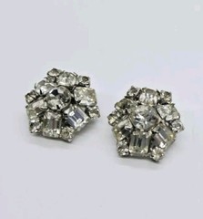 Crystal Flower Earring Silver Tone Clip on 3D Dome 1 in #N