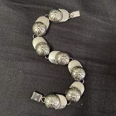 Vtg Rare SilverTone 8″ Baseball Cap Link Bracelet 50s Novelty Sport Memorabilia