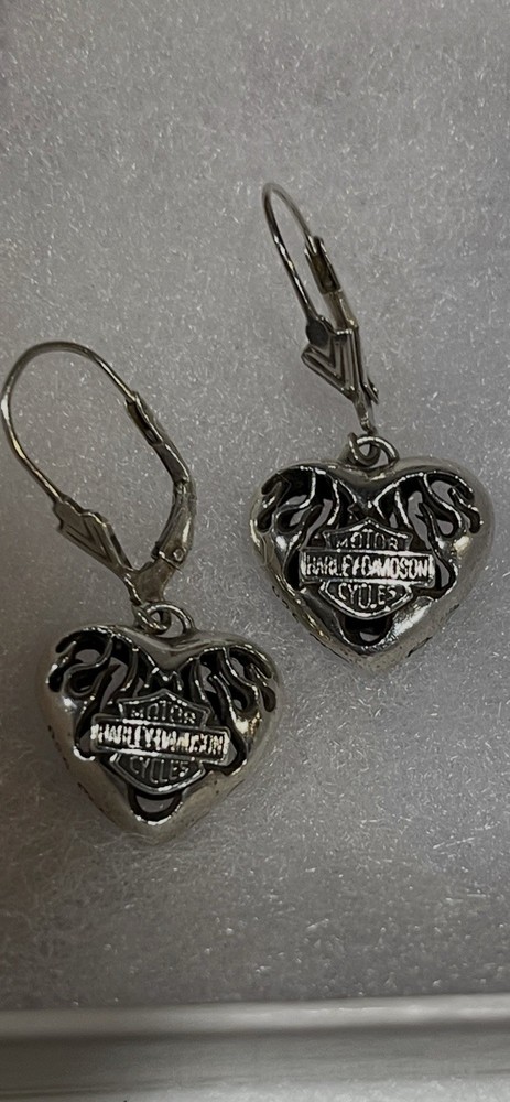 Vintage Sterling Silver Puffed Heart Lever Back Earrings