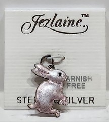 NWT Vintage Jezlaine Bunny Rabbit Sterling Silver Charm / Pendant…
