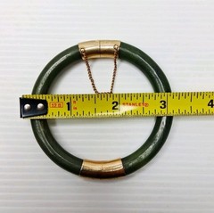 Vintage Green Nephrite Jade Hinged Gold Tone Bangle Bracelet Push Lock