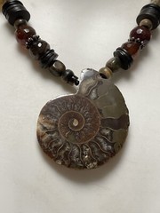 Stunning Heavy Vintage Sterling Silver Ammonite Snail Beaded Pendant Necklace