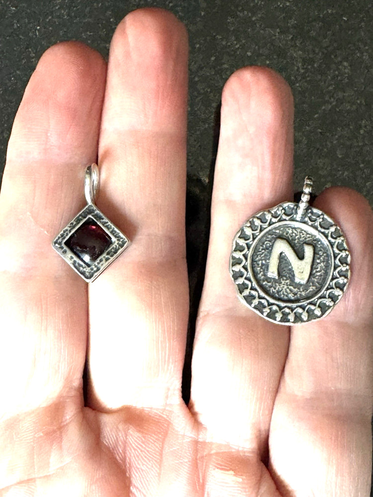 Vintage Didae Israel 925 Sterling Silver Initial N & Garnet Charm Pendant Set