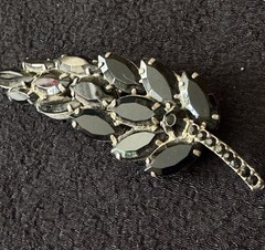 Jet Rhinestone Silver-Tone Leaf Pin Brooch Navette Mid-Century Juliana Vintage