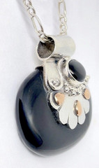 Vintage 925 Sterling Silver & Copper Black Onyx Pendant with 20″ 925 S.S. chain