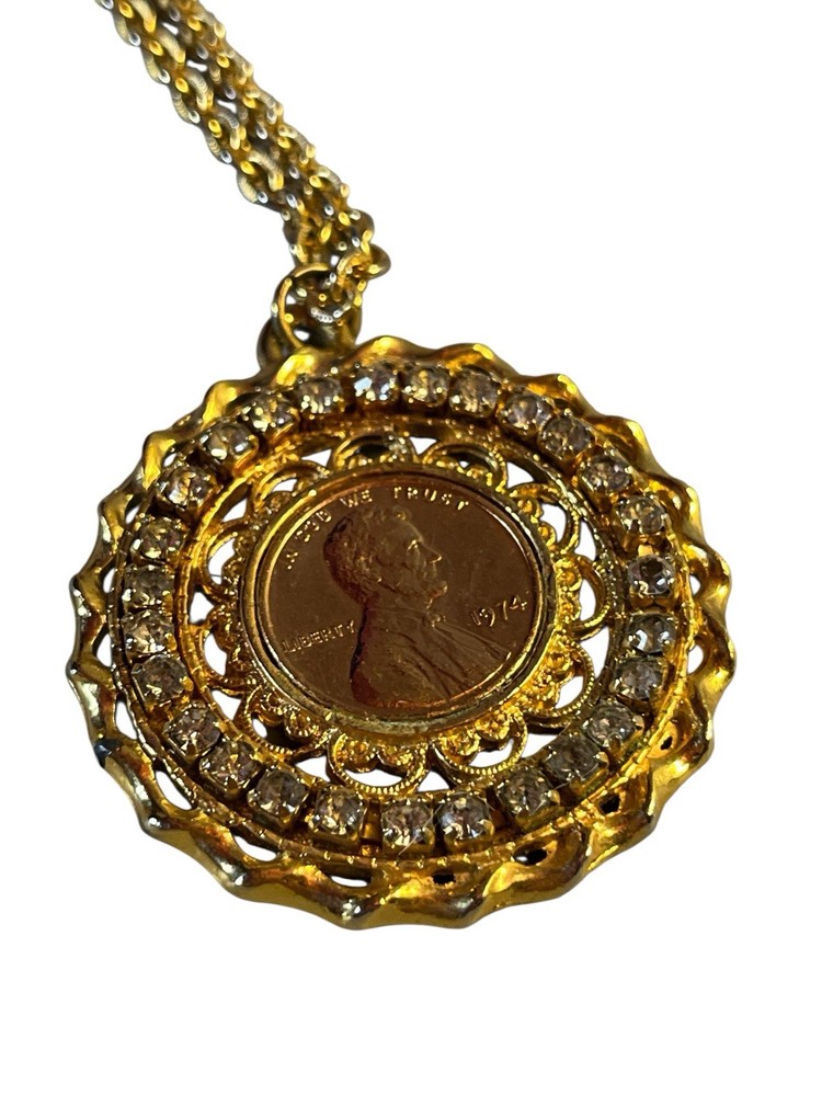 Vintage 1974 Gold Tone Lincoln Copper Penny w/Rhinestones Pendant Necklace MCM