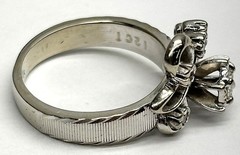 Vintage Solid 14KT White Gold Diamond & Emerald Cocktail Ring US Size 3.75