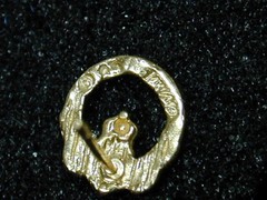Michael Anthony MA 14K Yellow Gold Petite Irish Claddagh Pierced Earrings 585 KT