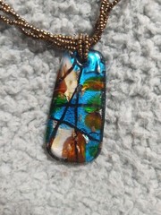 Vintage necklace precious metal foil art glass pendant 20 Inches Around