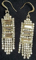 VINTAGE STUNNING CLEAR CRYSTAL GLASS DANGLE PIERCED EARRINGS